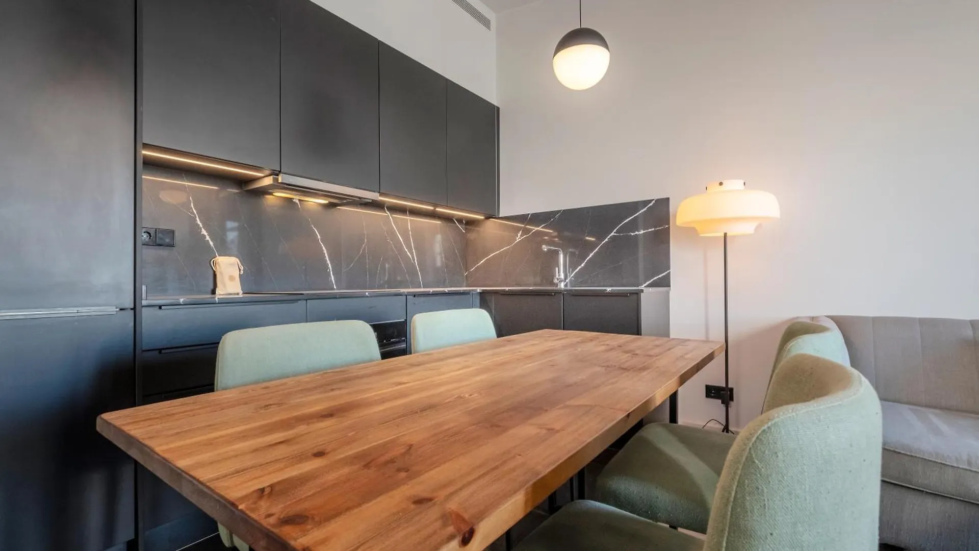 Caterina Correos Appartement Barcelona Spanje